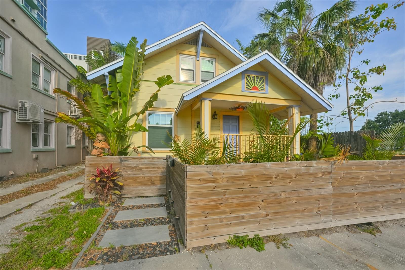 340 Moffett Court, FL