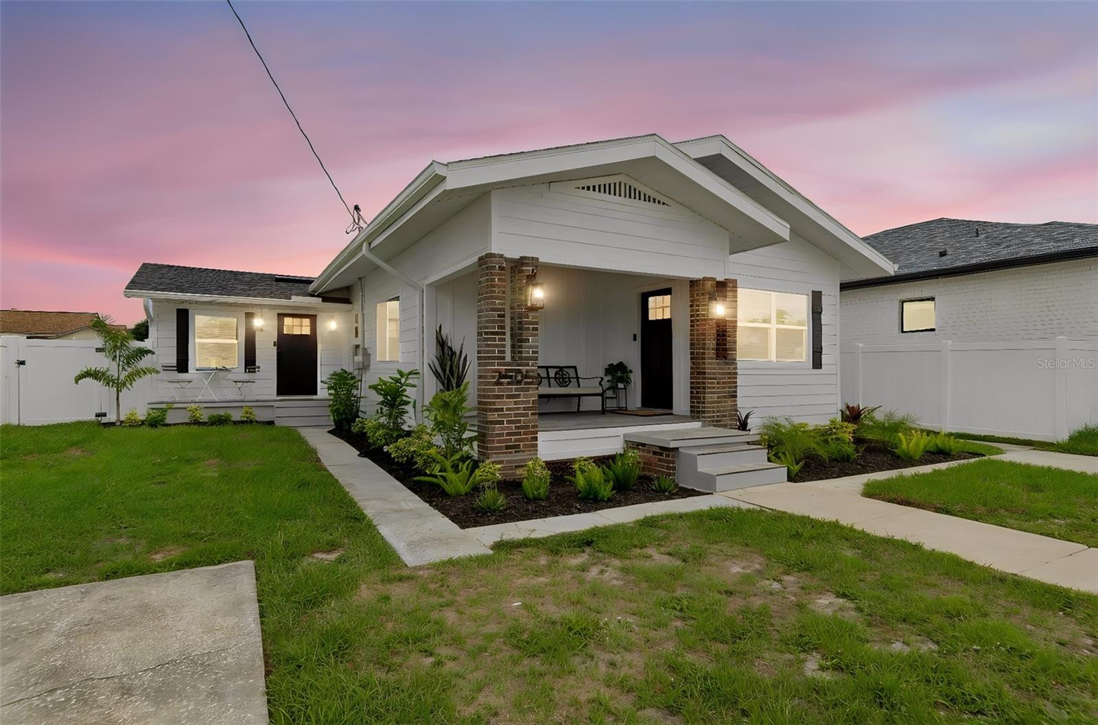 2505 North B Street, FL