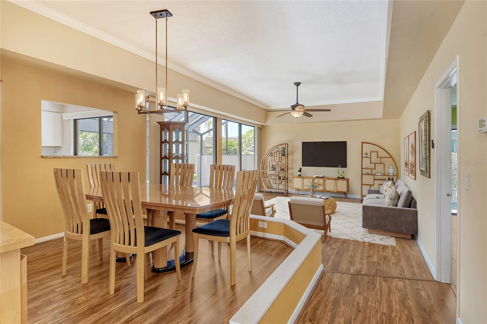 2517 Glebe Farm Close, FL