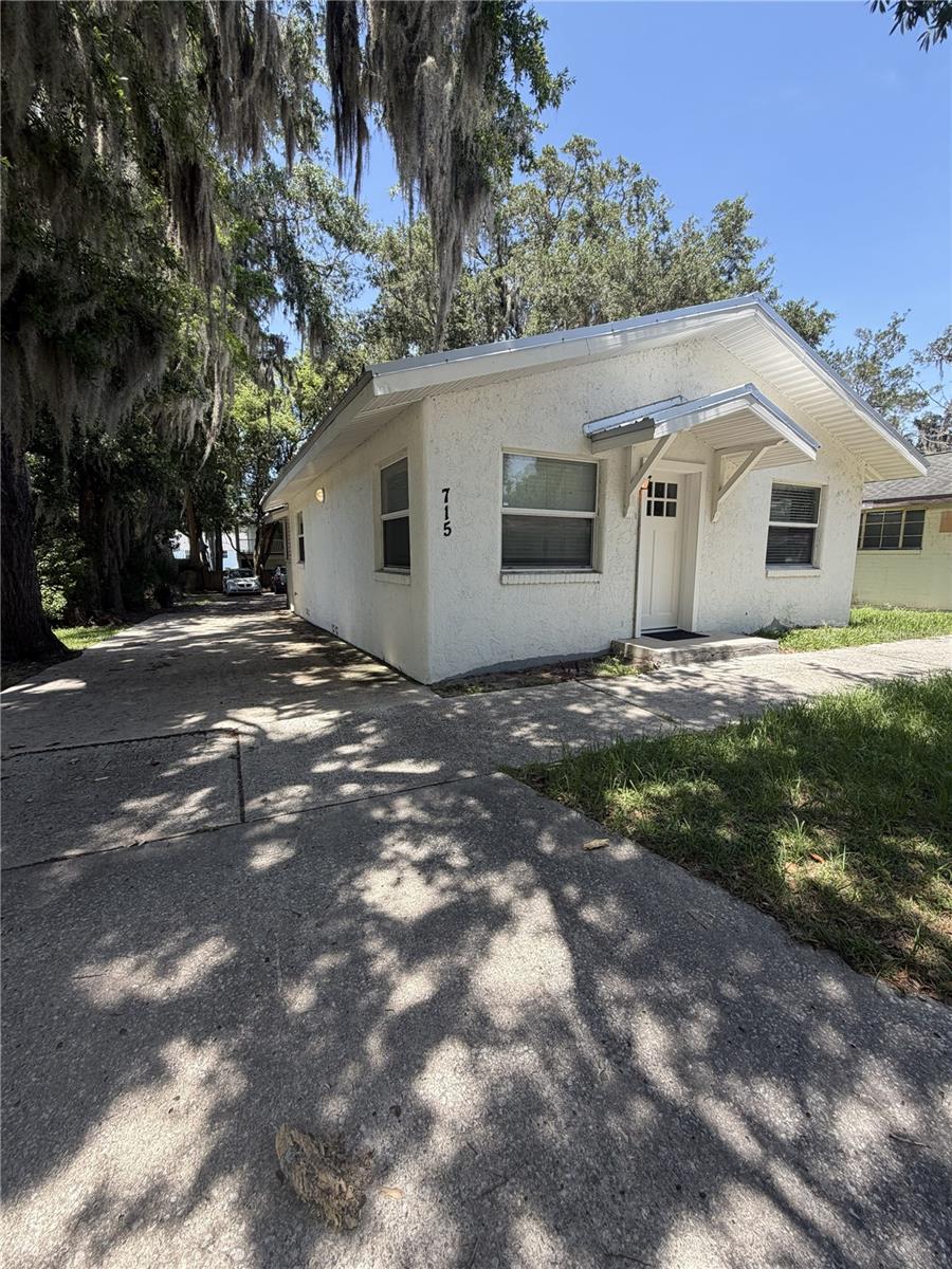 715 3rd Street, FL