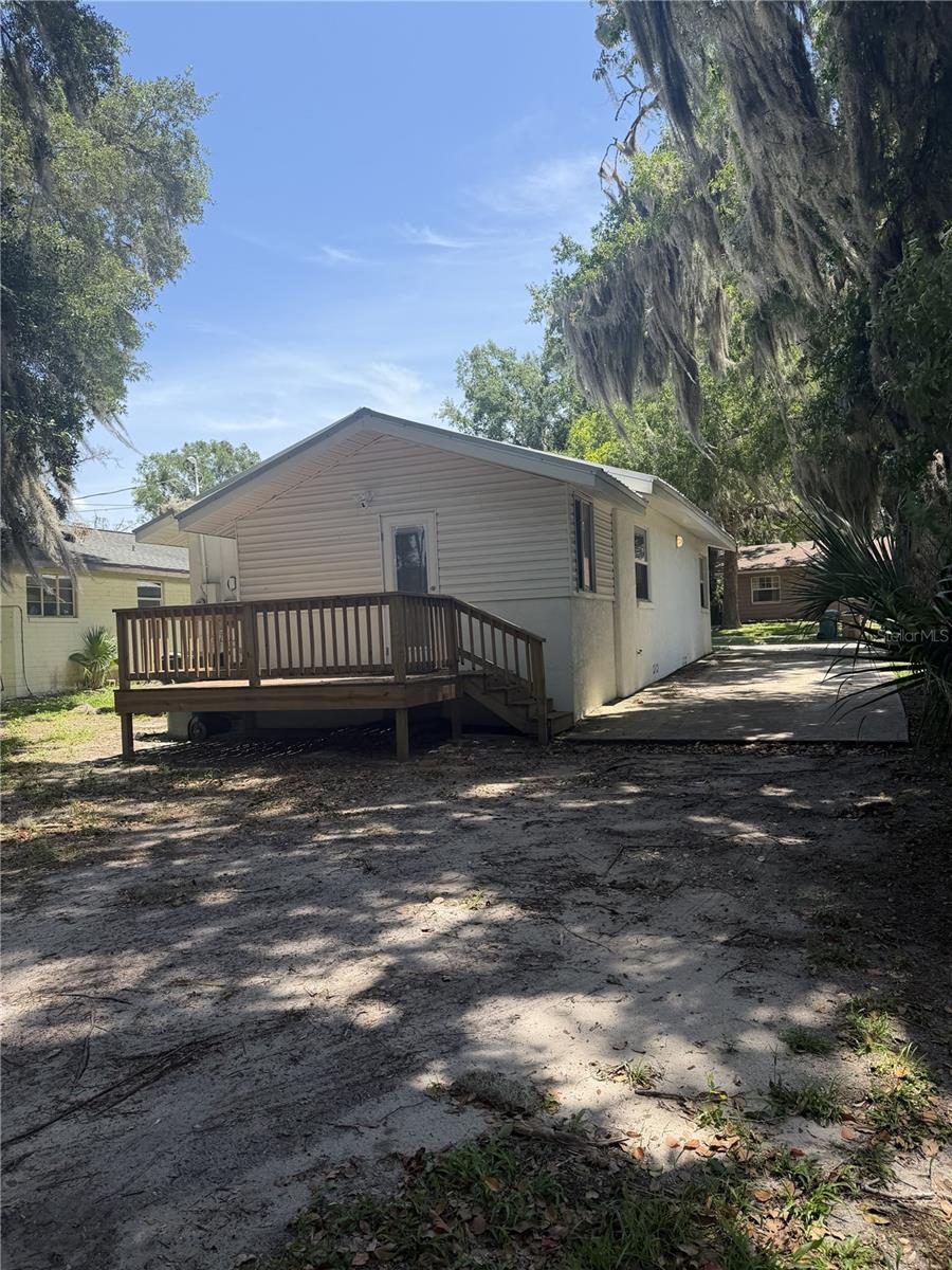 715 3rd Street, FL