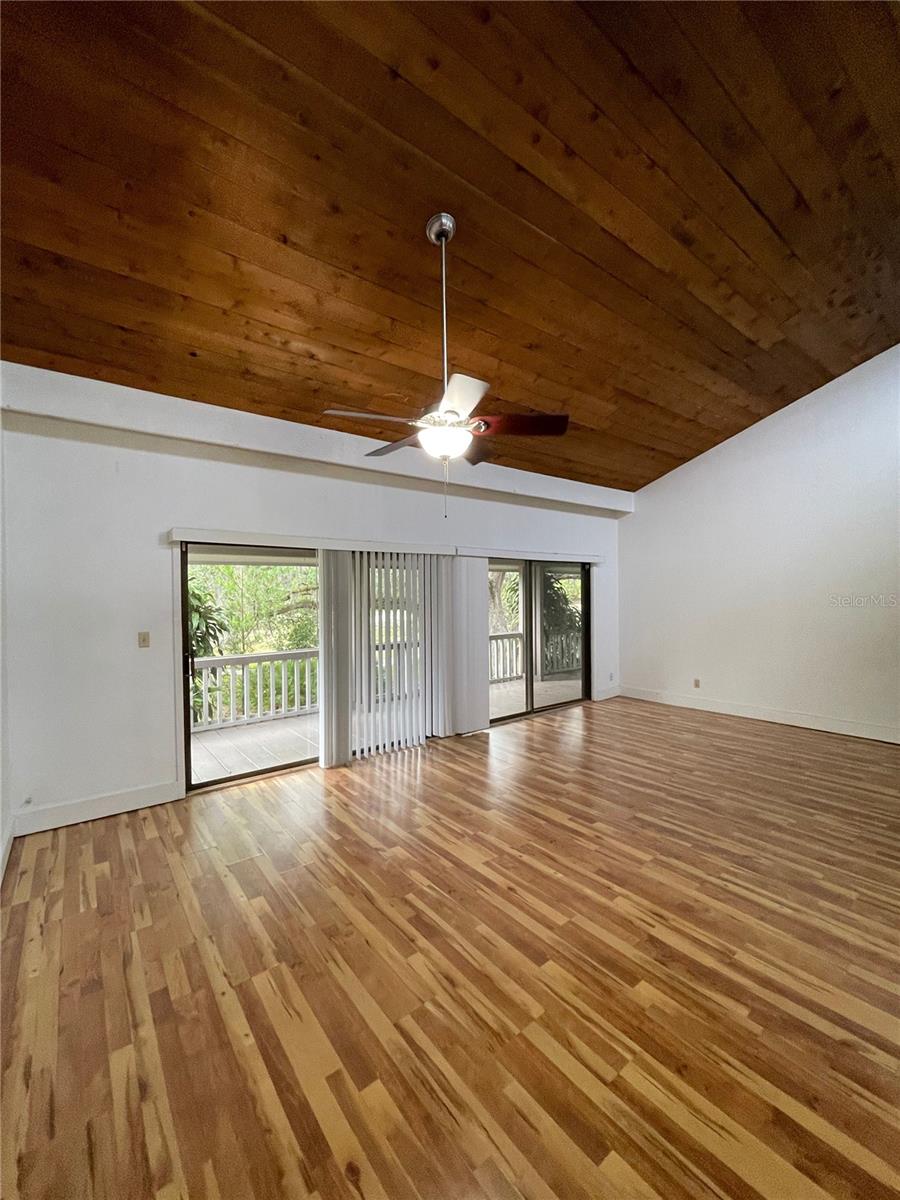 3318 Camelot Drive, FL