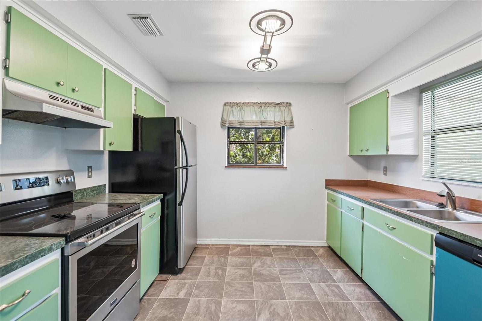 18411 Autumn Mist Drive, FL