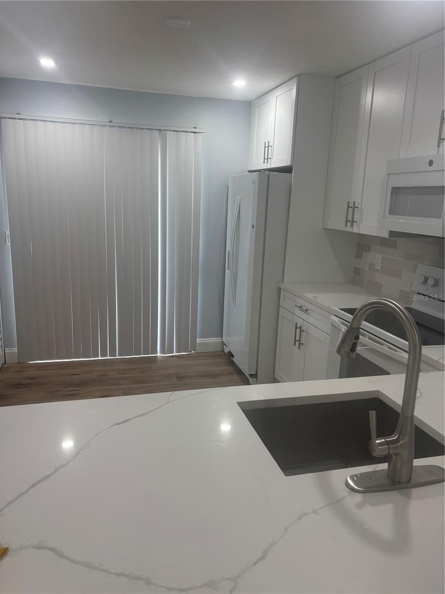 73 Macadamia Court, FL