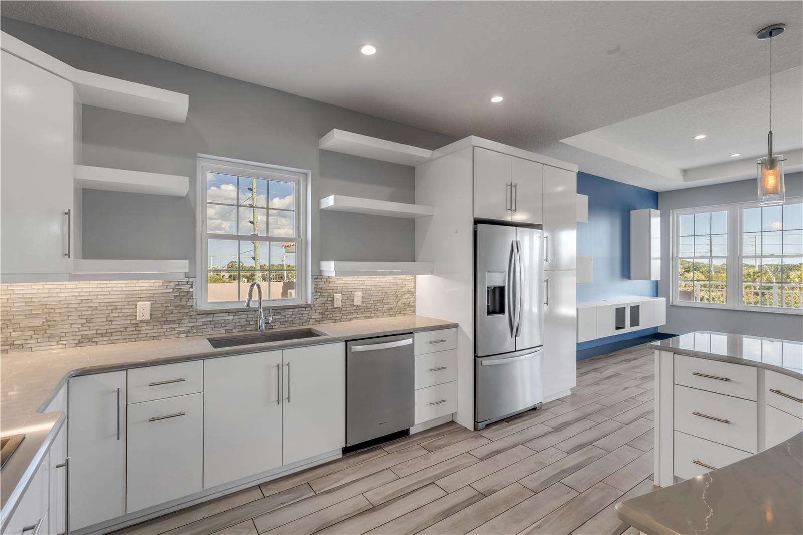 701 Third Avenue, FL