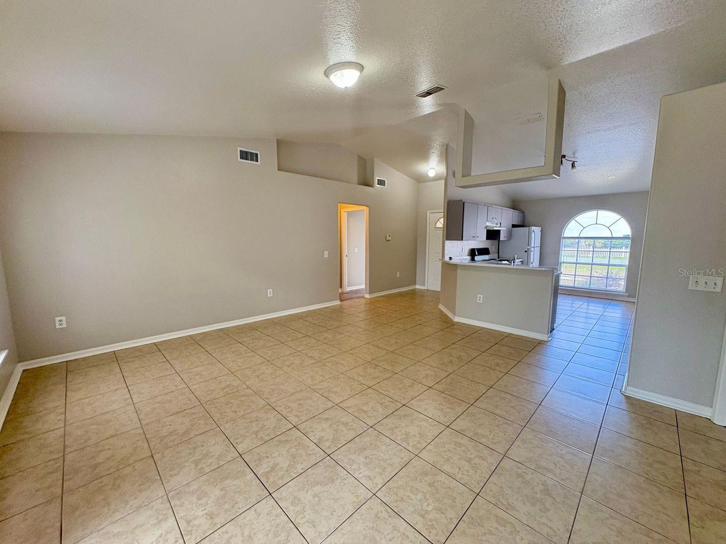 609 Tamarin Lane, FL