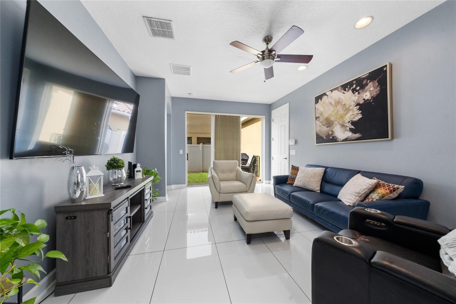 2680 Dolfino Court, FL