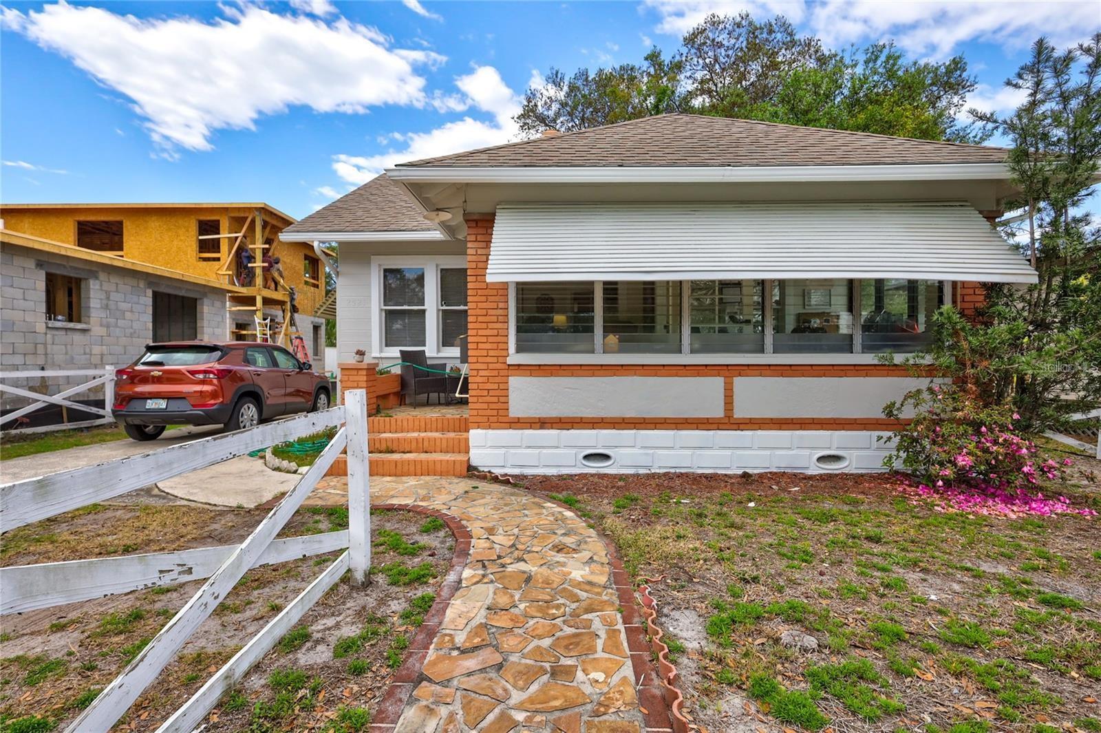 2521 4th Street, FL