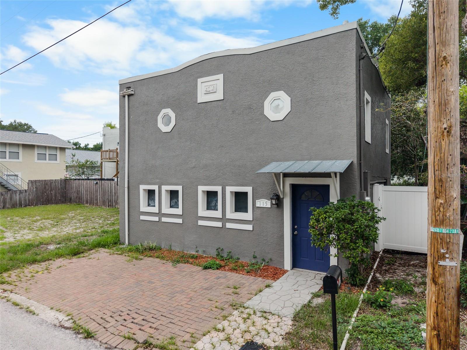 115 Allison Court, FL