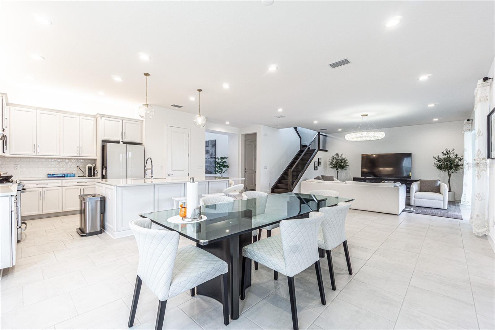 32353 Rosewood Meadow Lane, FL
