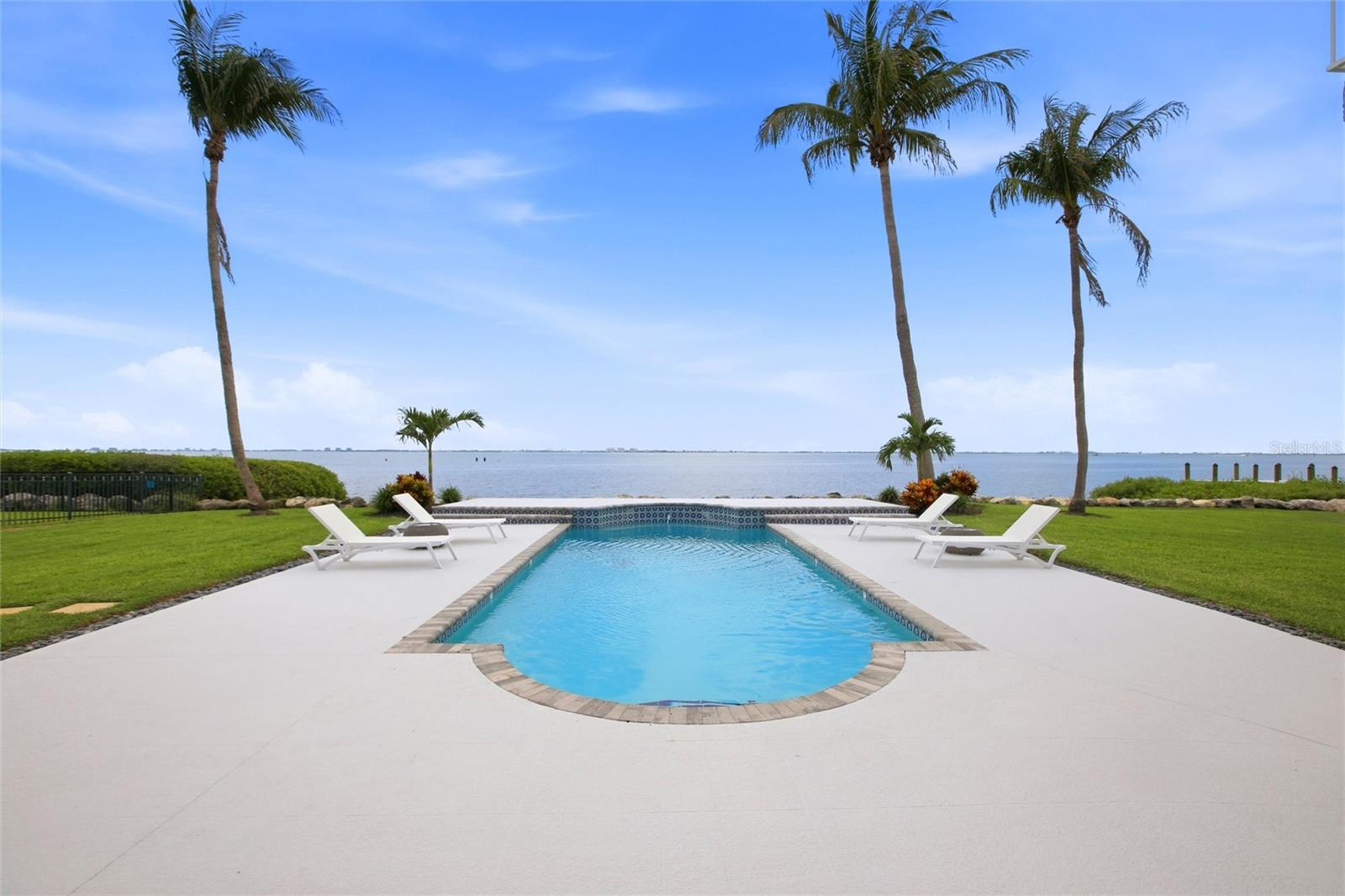 7524 Westmoreland Drive, FL