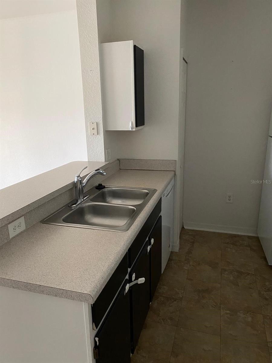 5447 Vineland Road, FL
