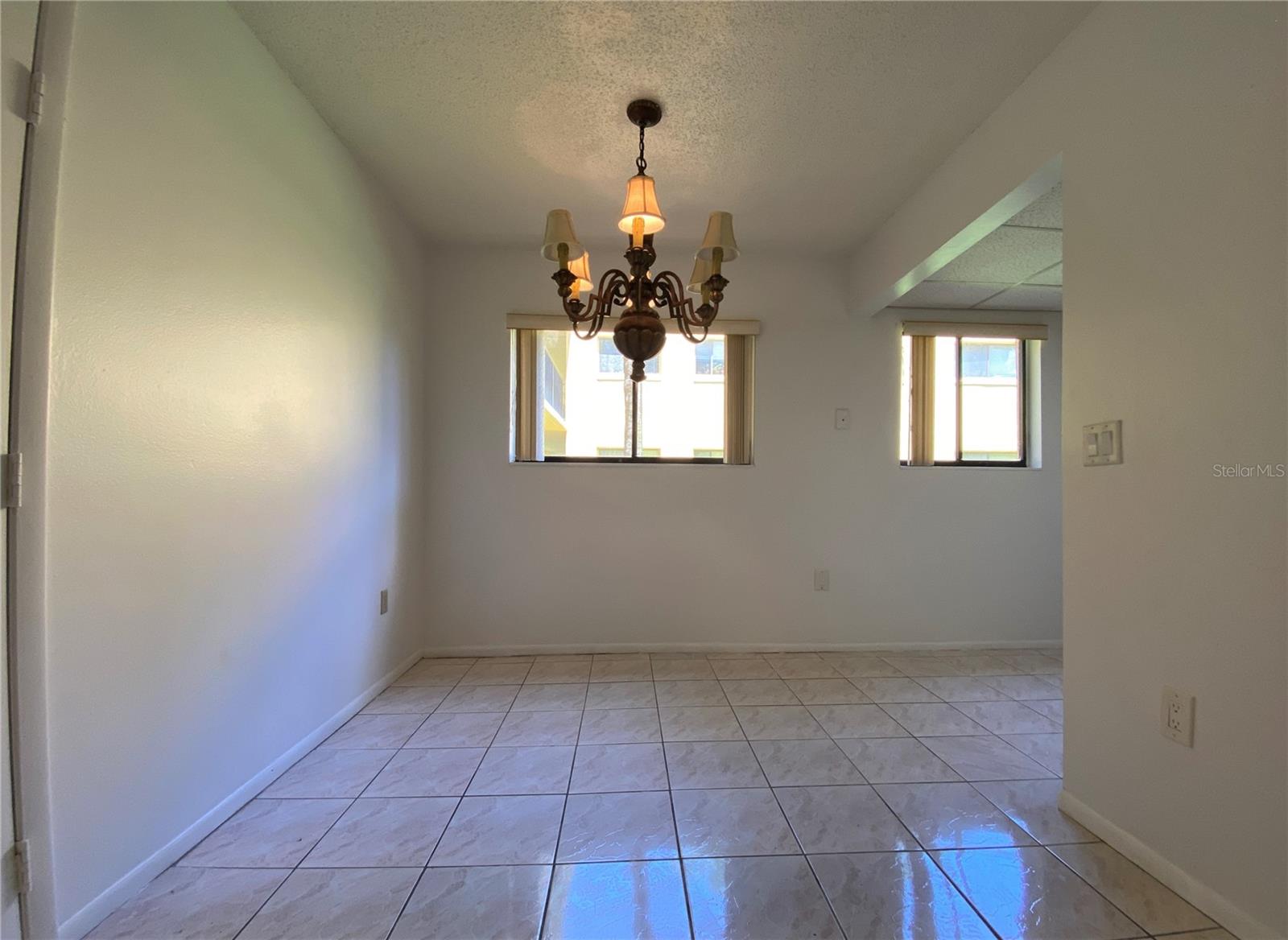 2713 Oak Park Way, FL