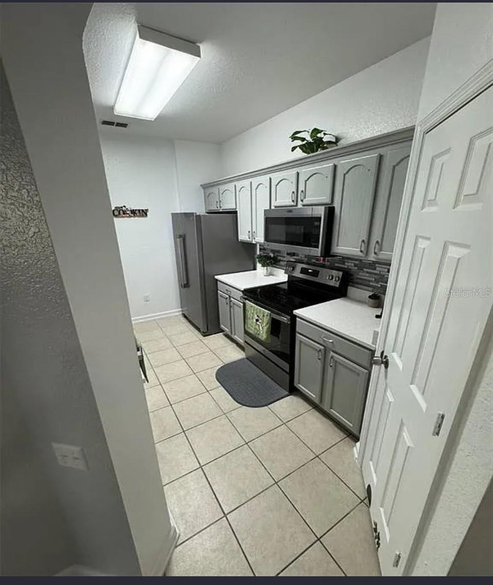 2778 Almaton Loop, FL