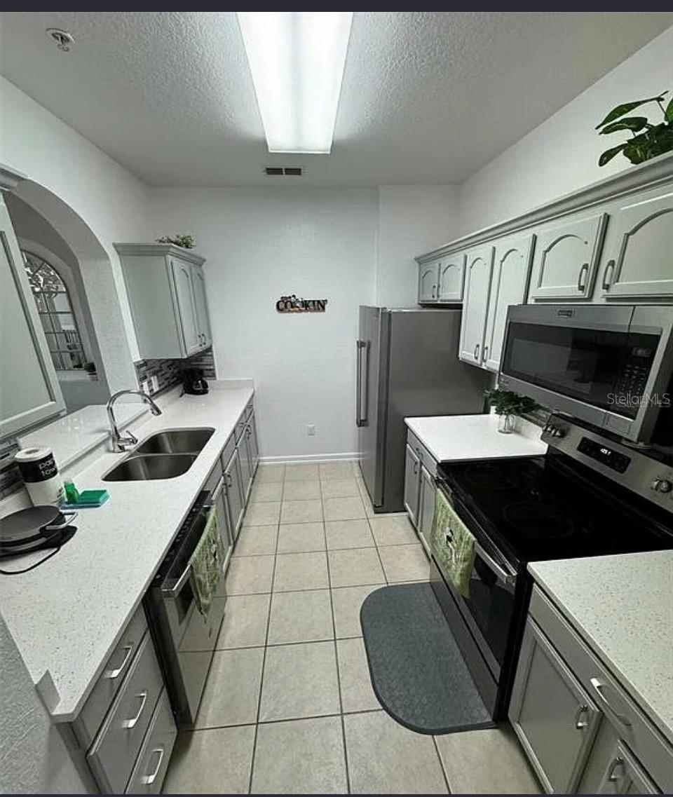 2778 Almaton Loop, FL