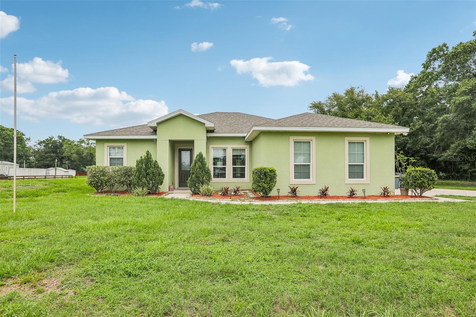 9876 Pangola Loop, FL