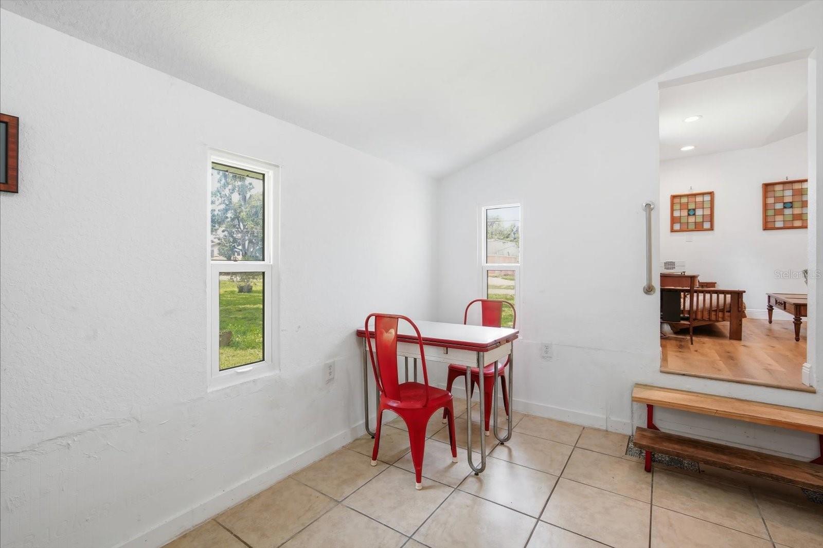 1001 Reynolds Street, FL