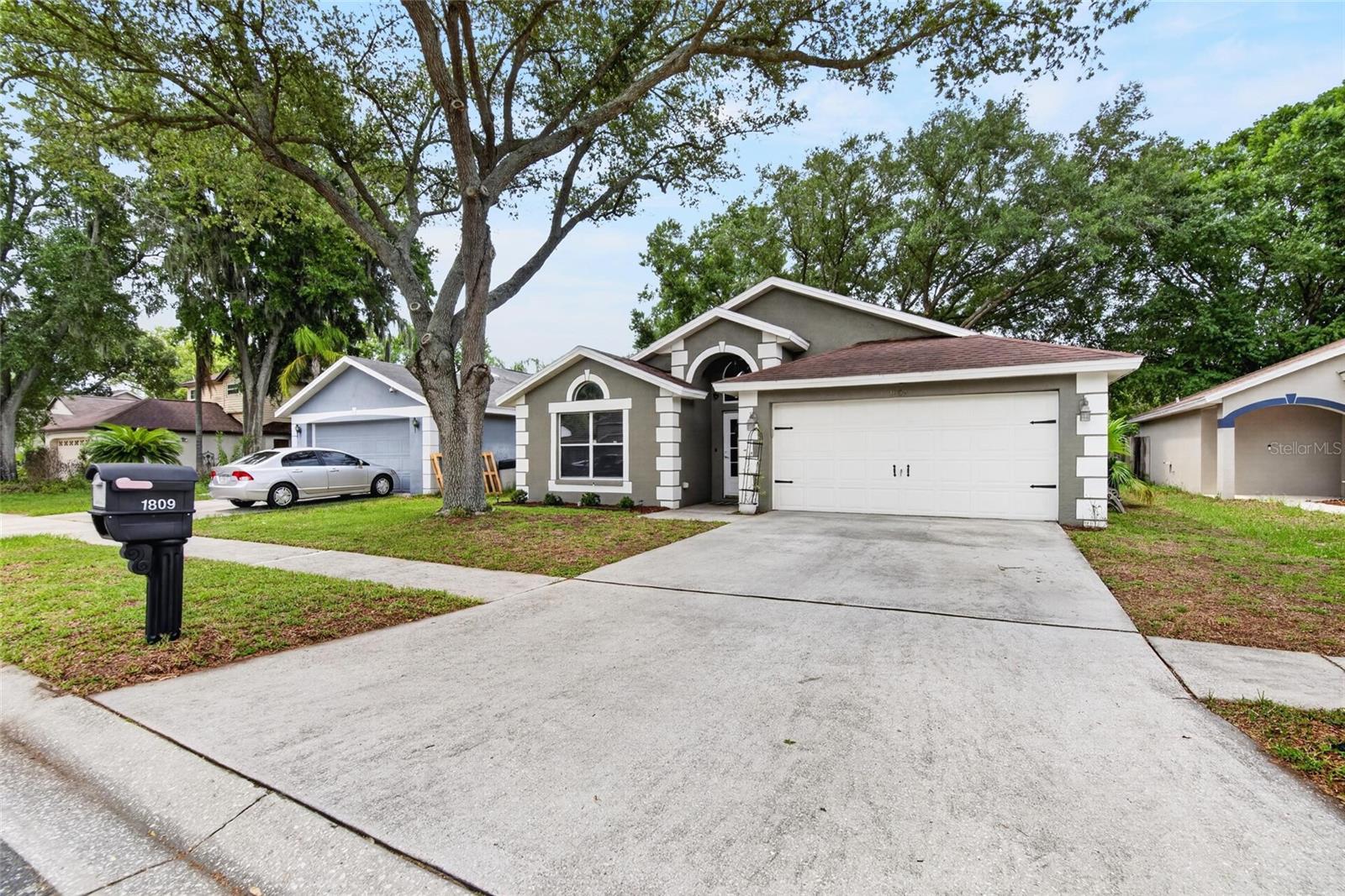 1809 Erin Brooke Drive, FL