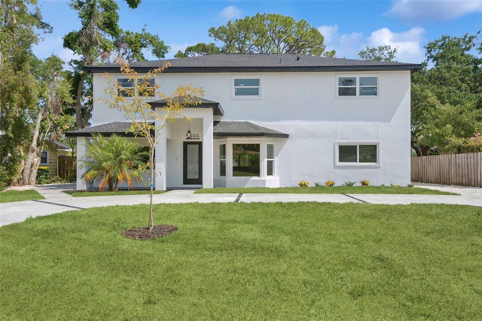 2655 Bay Street, FL