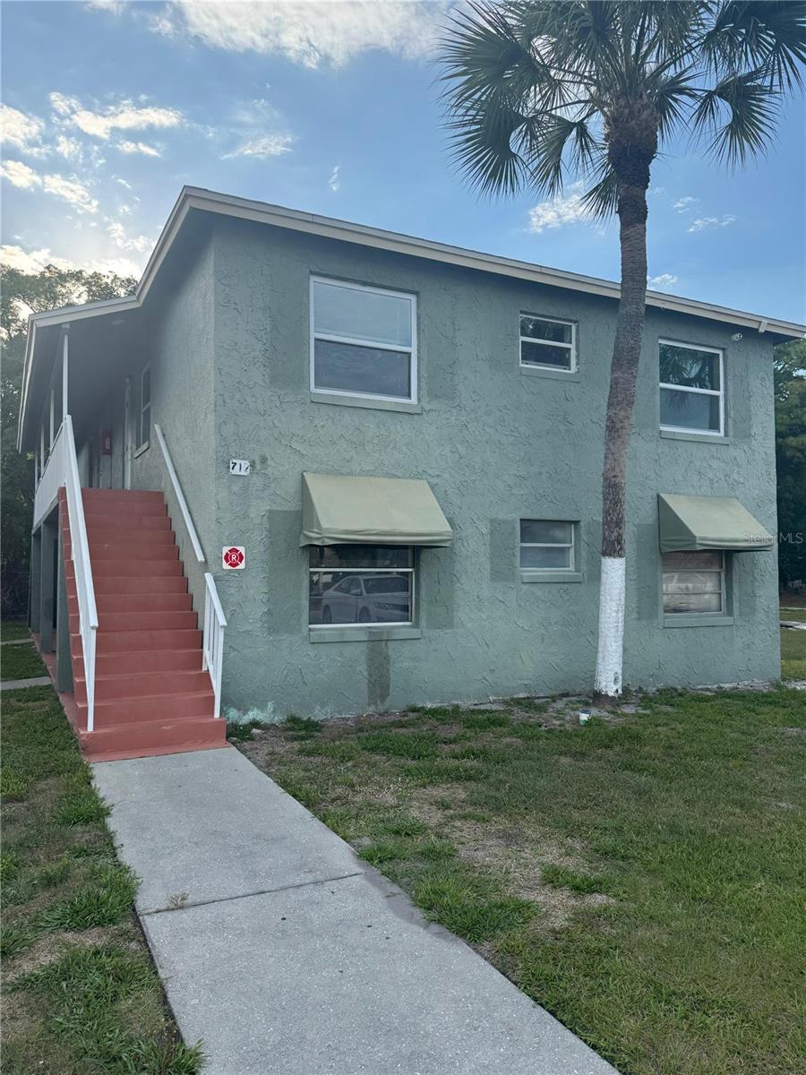 712 Michigan Ct, FL