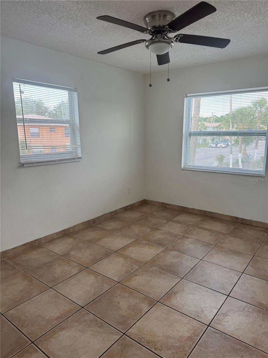 712 Michigan Ct, FL
