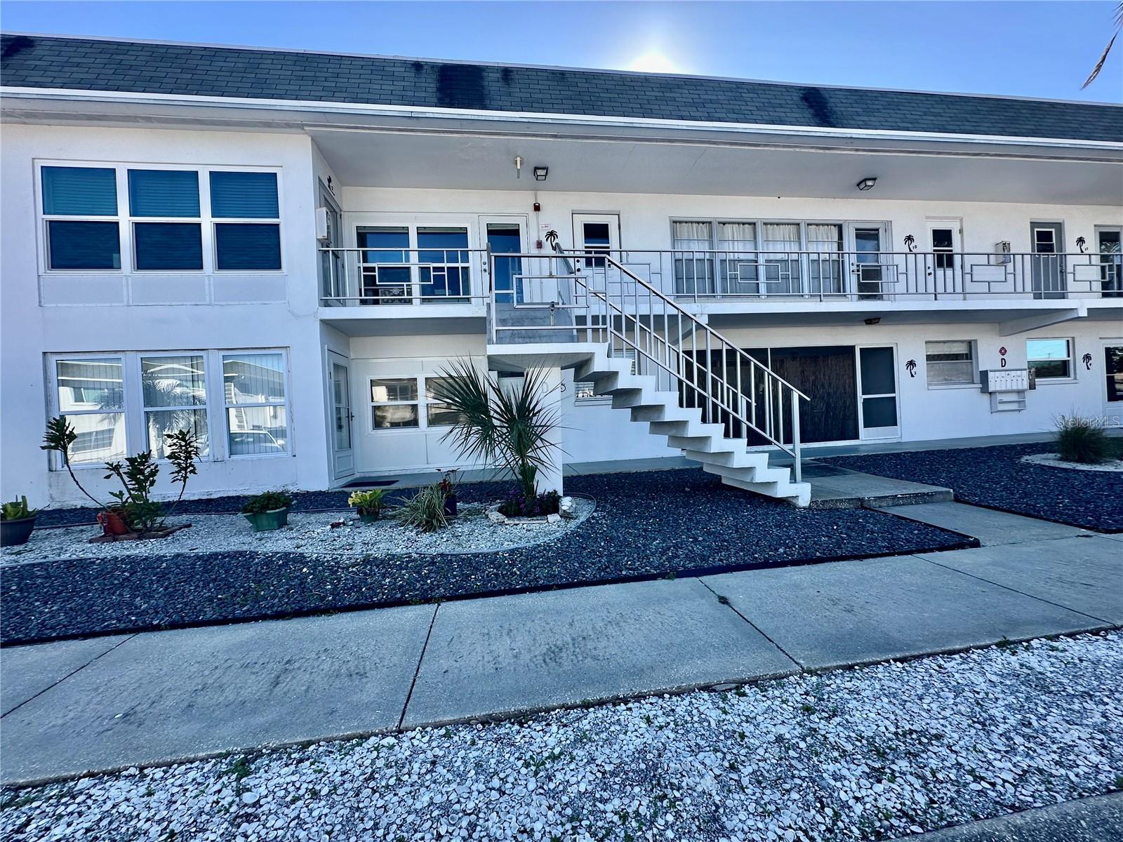 1221 Drew Street, FL