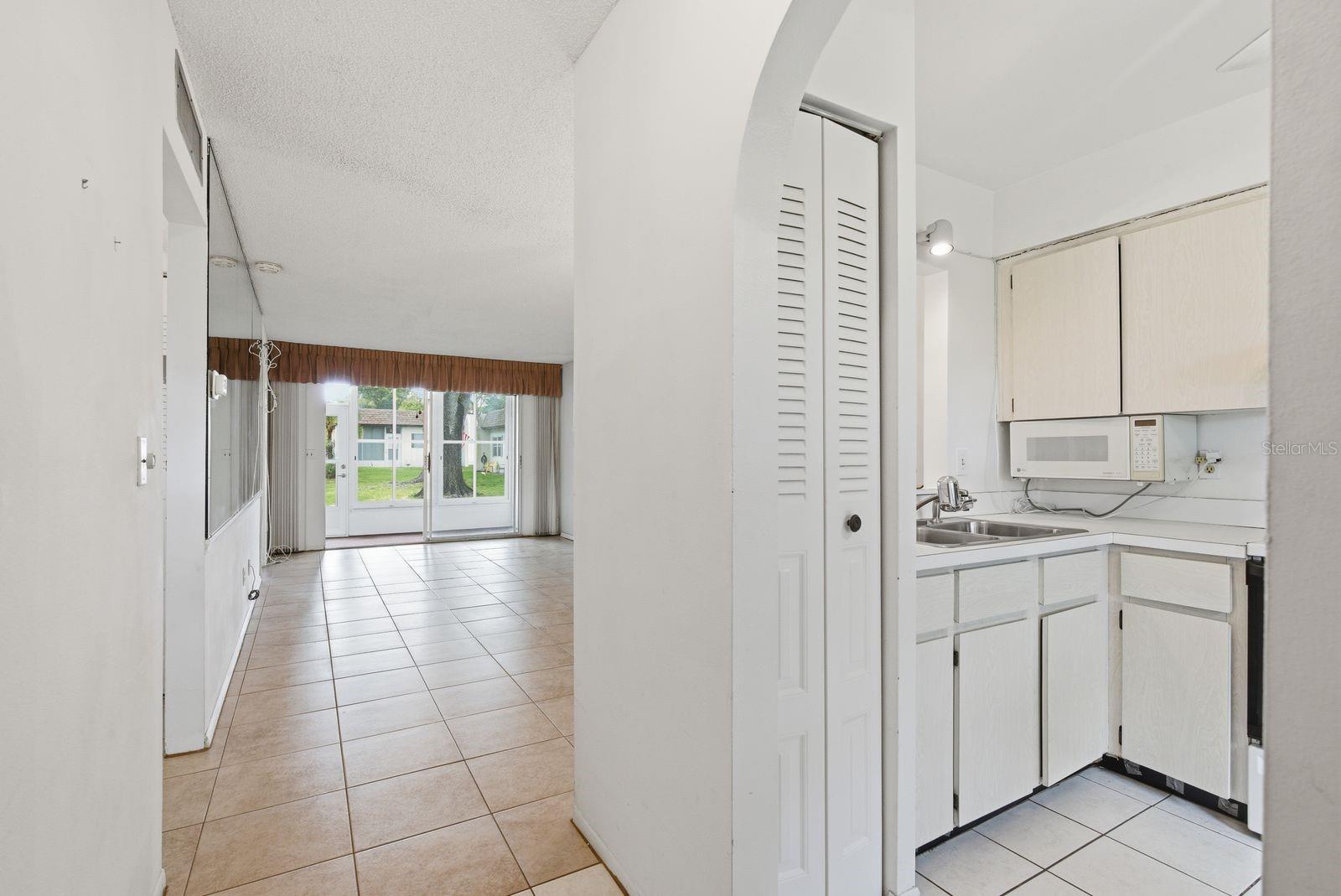 3127 Mission Grove Drive, FL