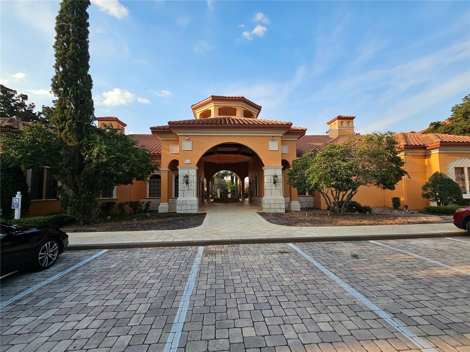 6151 Metrowest Boulevard, FL