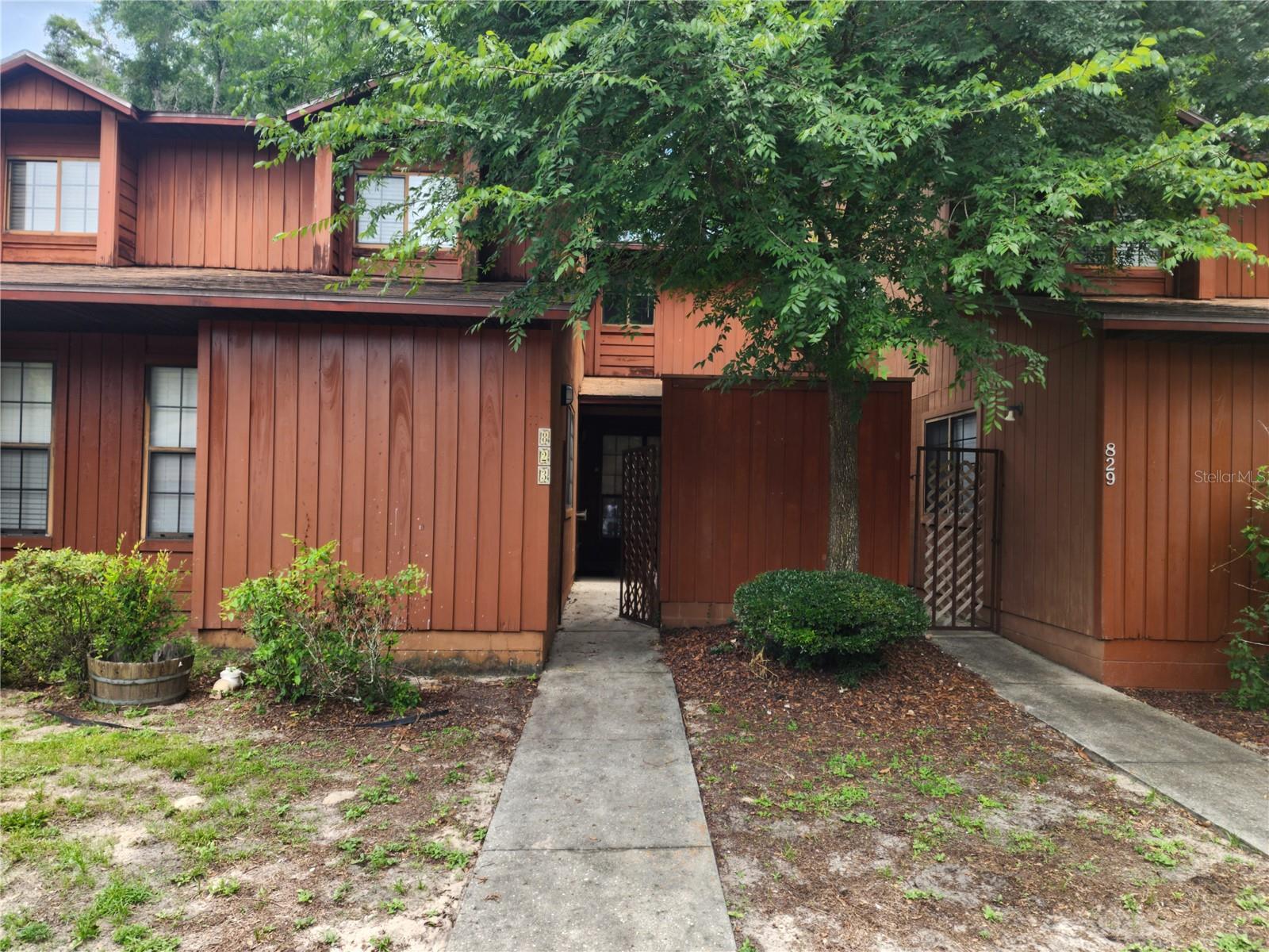 823 58th Terrace, FL