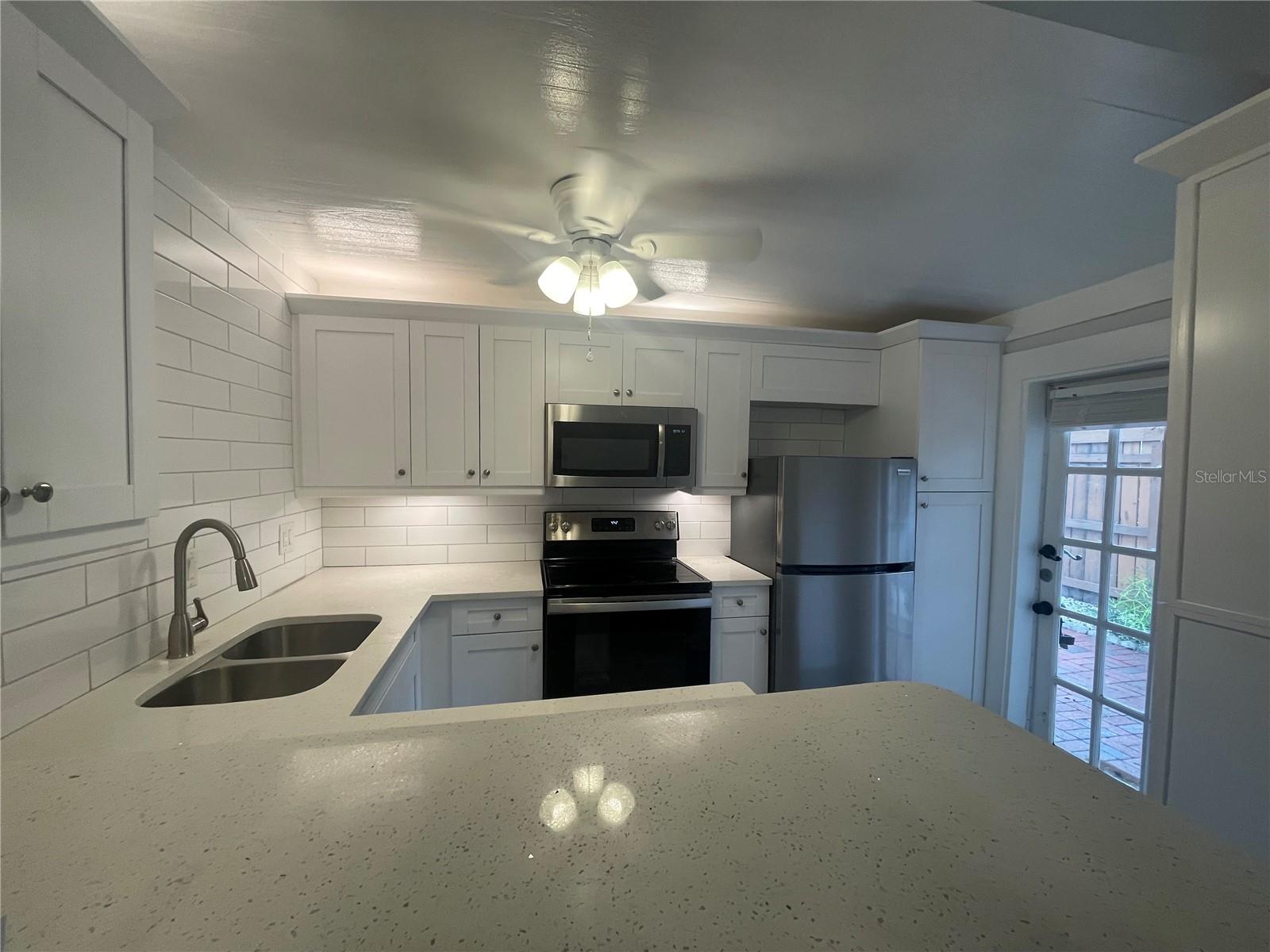 807 1/2 Fremont Avenue, FL