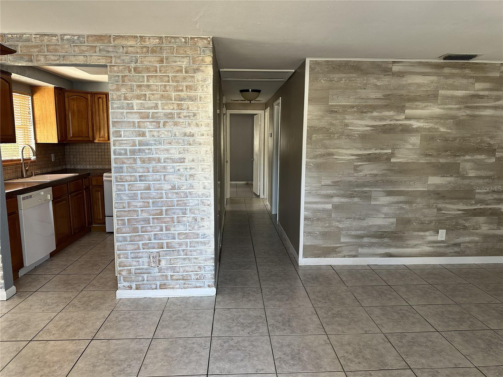 8892 79th Place, FL
