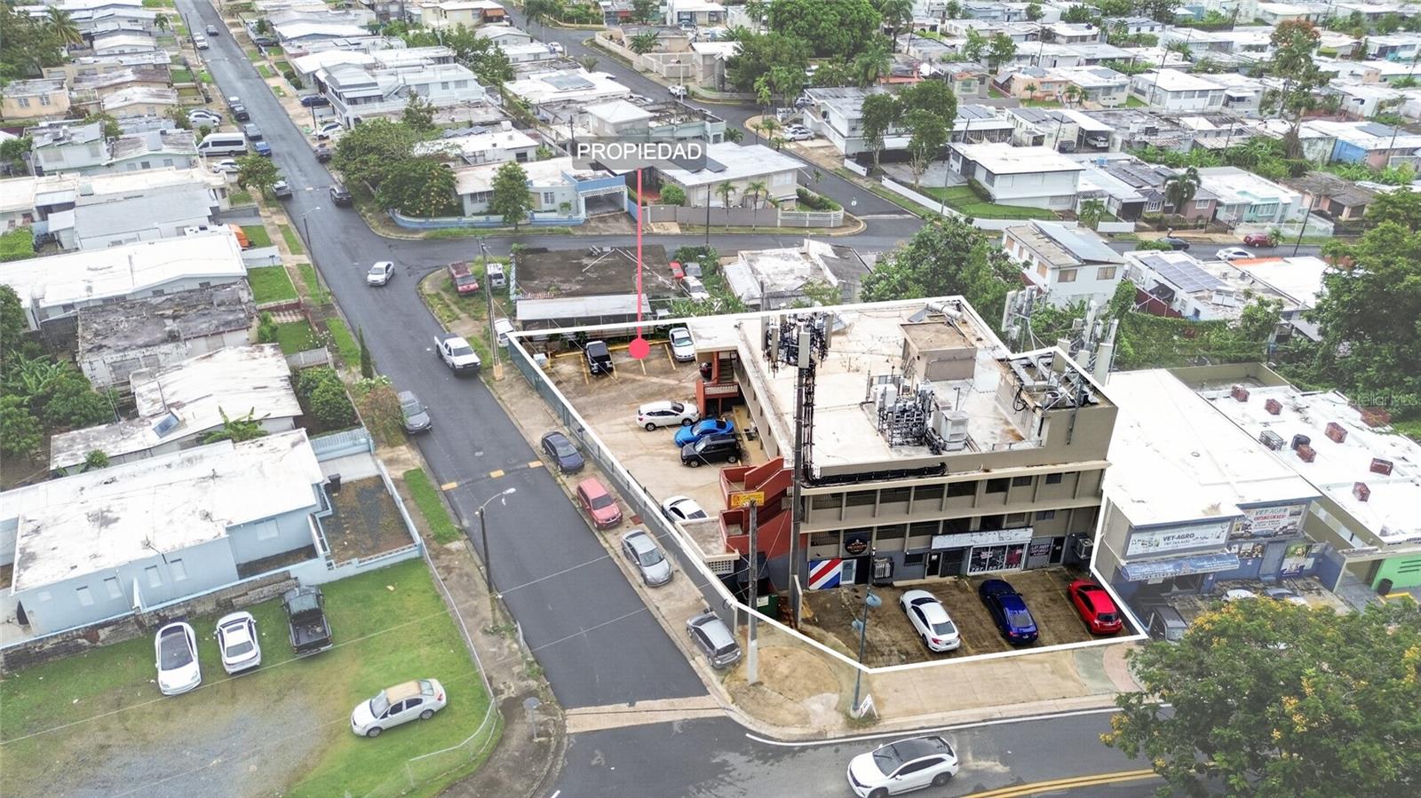 1 Hnas Davila, Betances Esq A D, PR