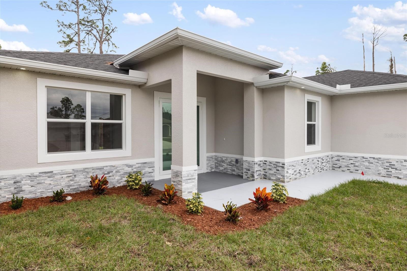 2719 Thomas Lane, FL