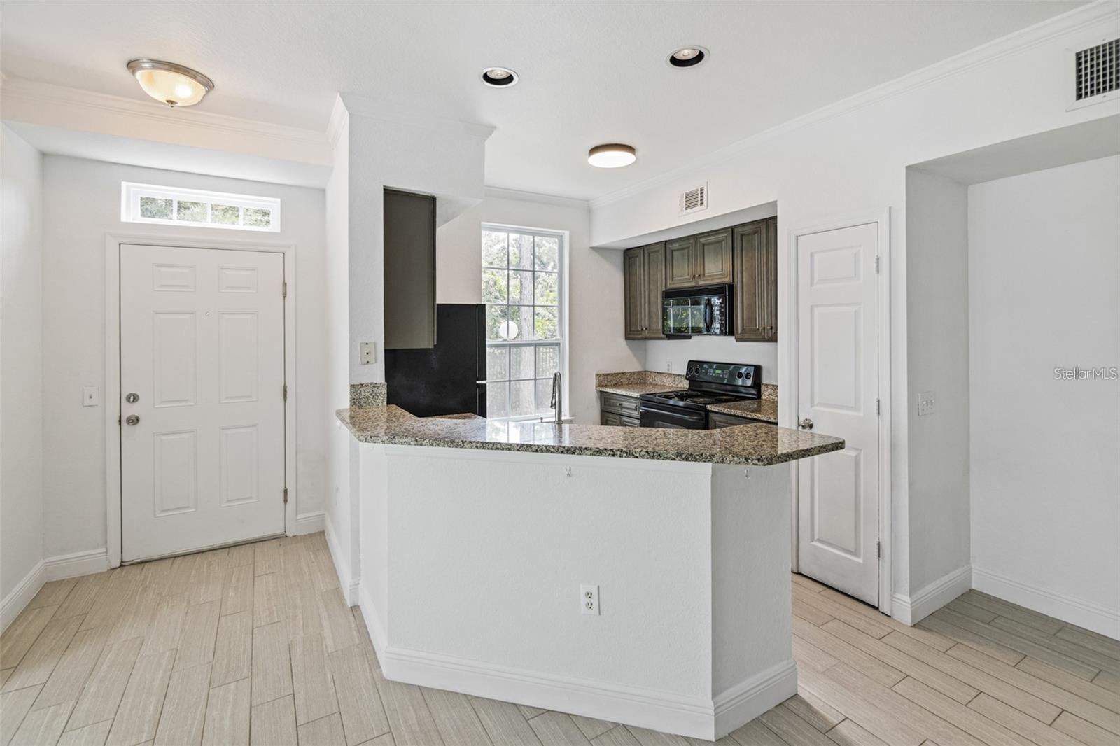 5571 Rosehill Road, FL