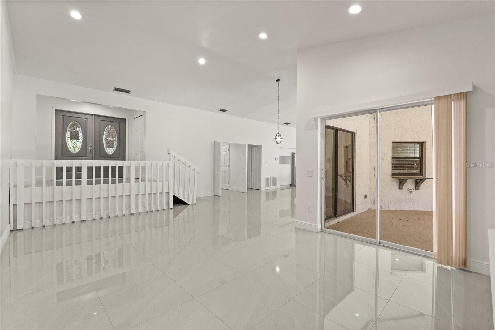 6135 Crystal View Drive, FL
