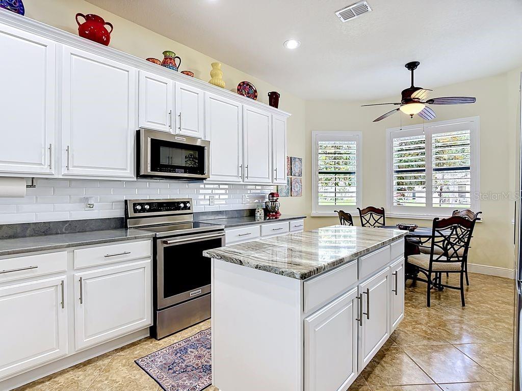 148 Indian Wells Ave, FL