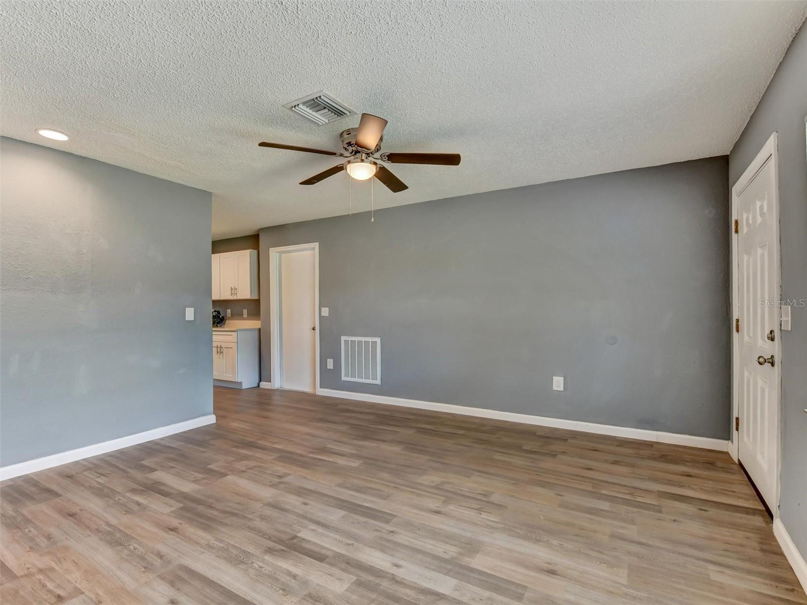 7138 Oakwood Drive, FL