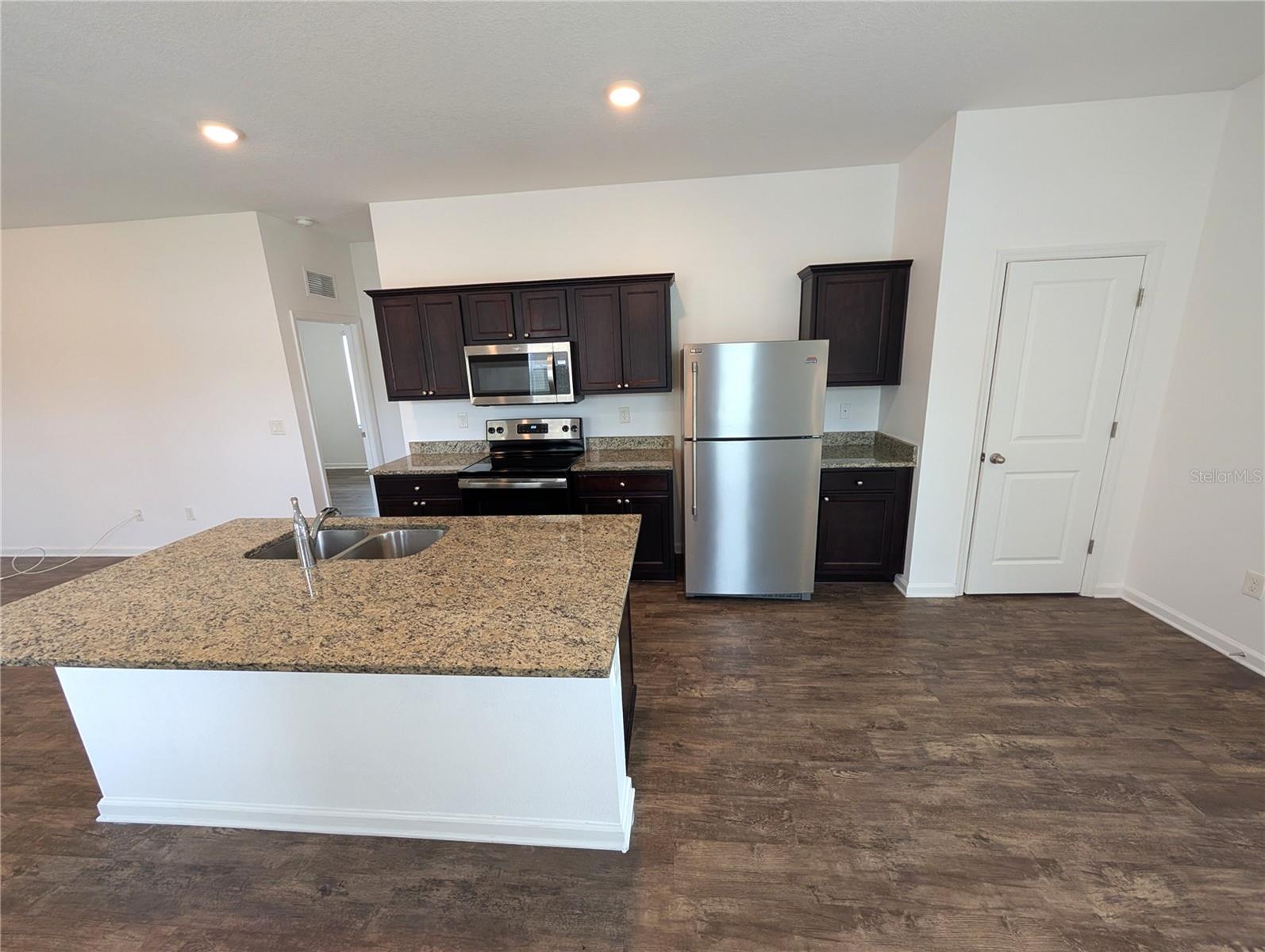 34933 Daisy Meadow Loop, FL