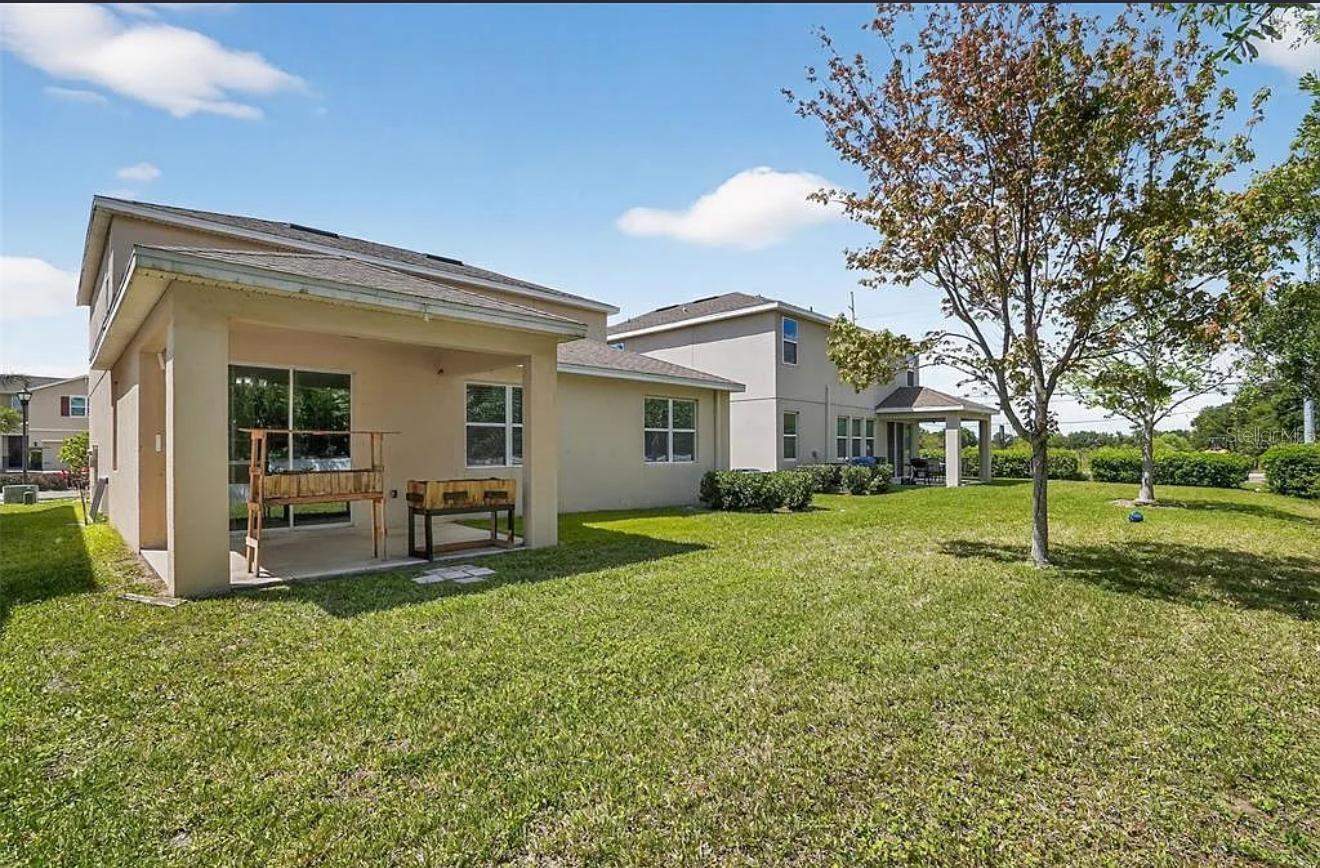 11406 Warren Oaks Place, FL
