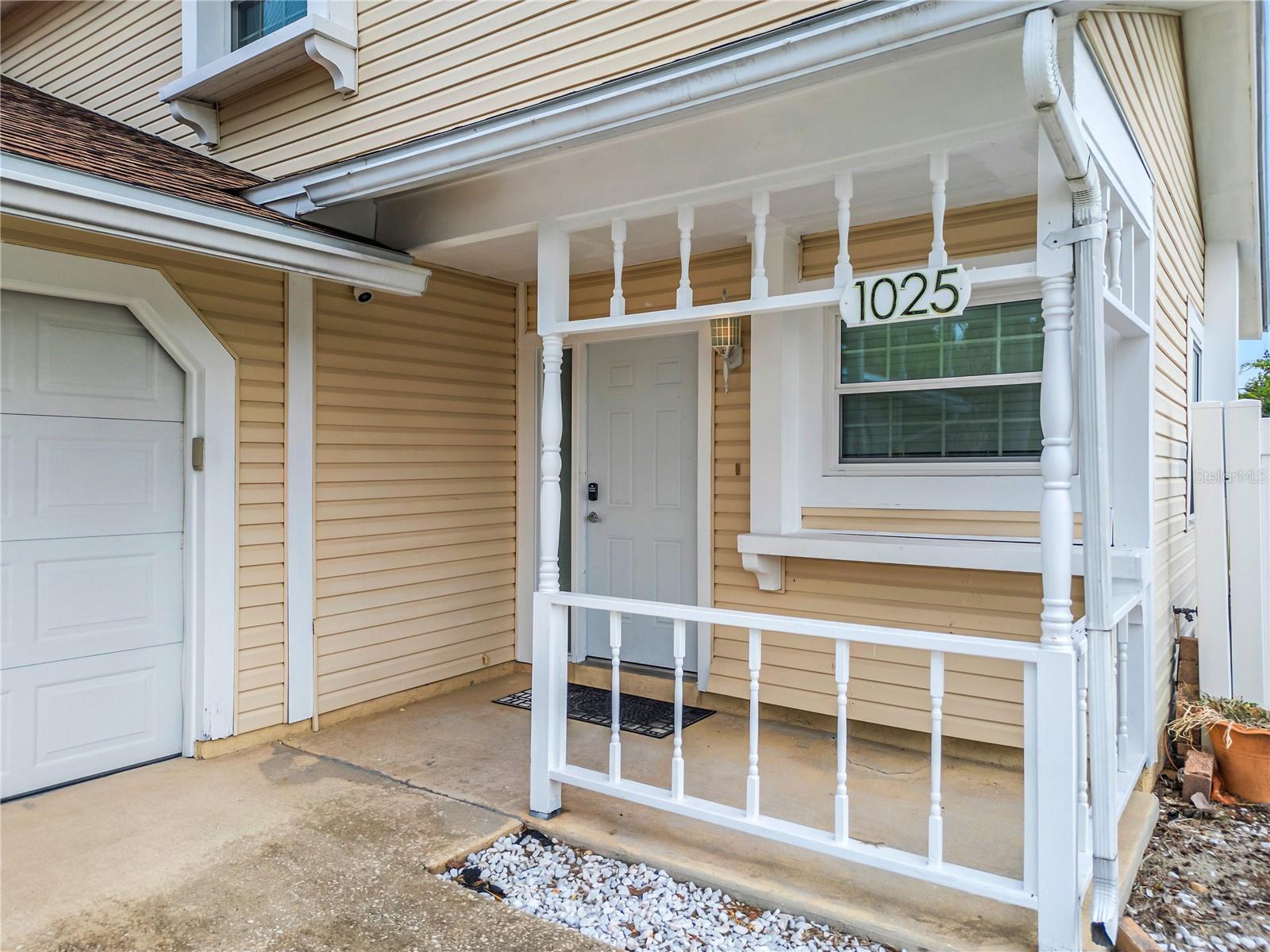 1025 Wentworth Court, FL