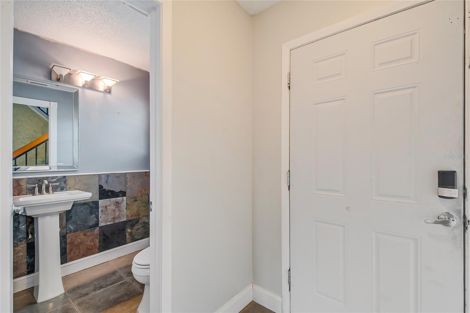 1025 Wentworth Court, FL