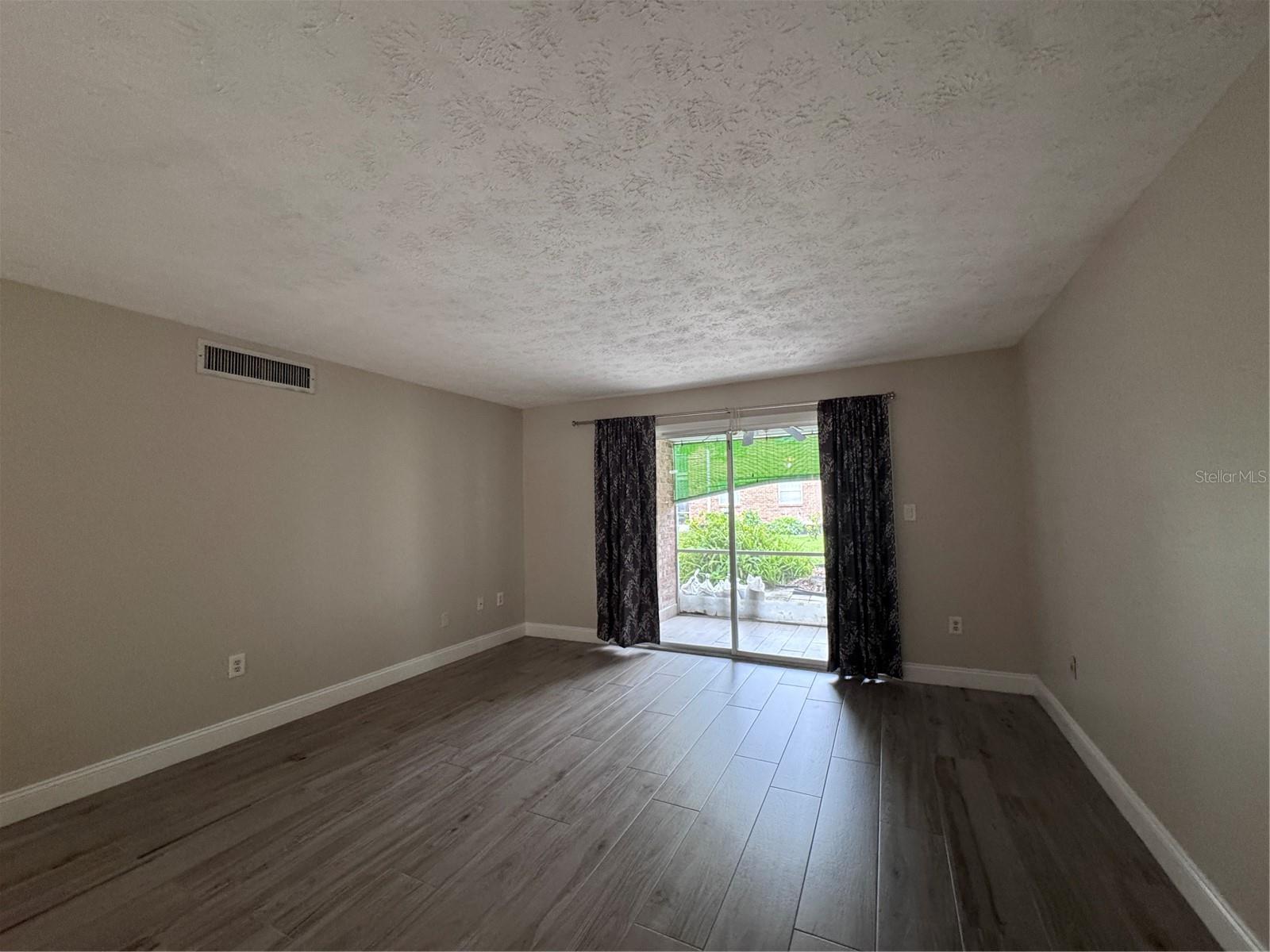 4380 Lake Underhill Road, FL