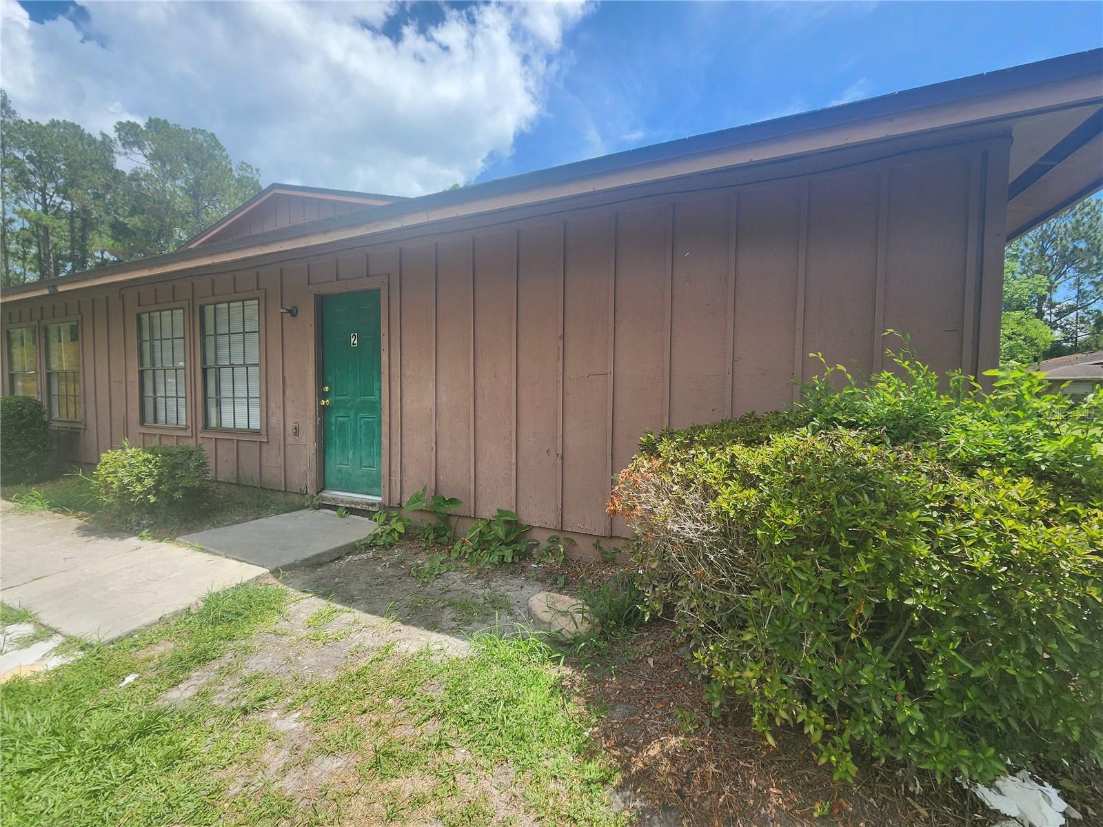 5817 23 Terrace, FL