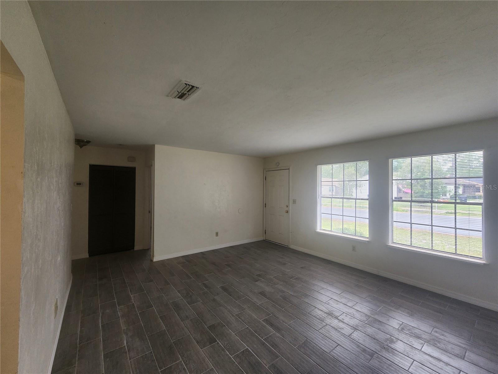 5817 23 Terrace, FL