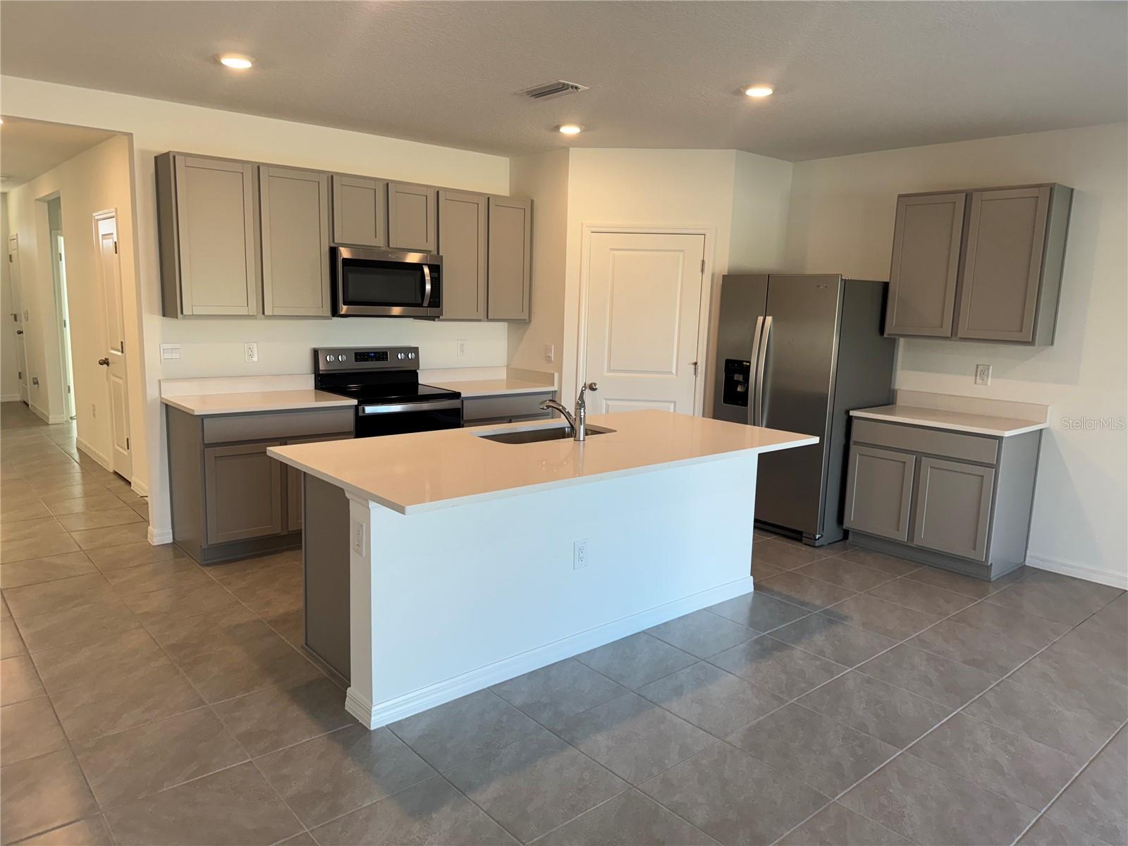 7232 Broad River Avenue, FL