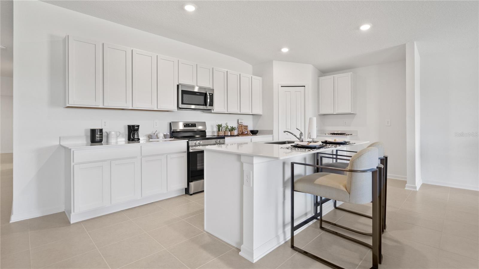 1940 Pine Meadows Golfcourse Road, FL