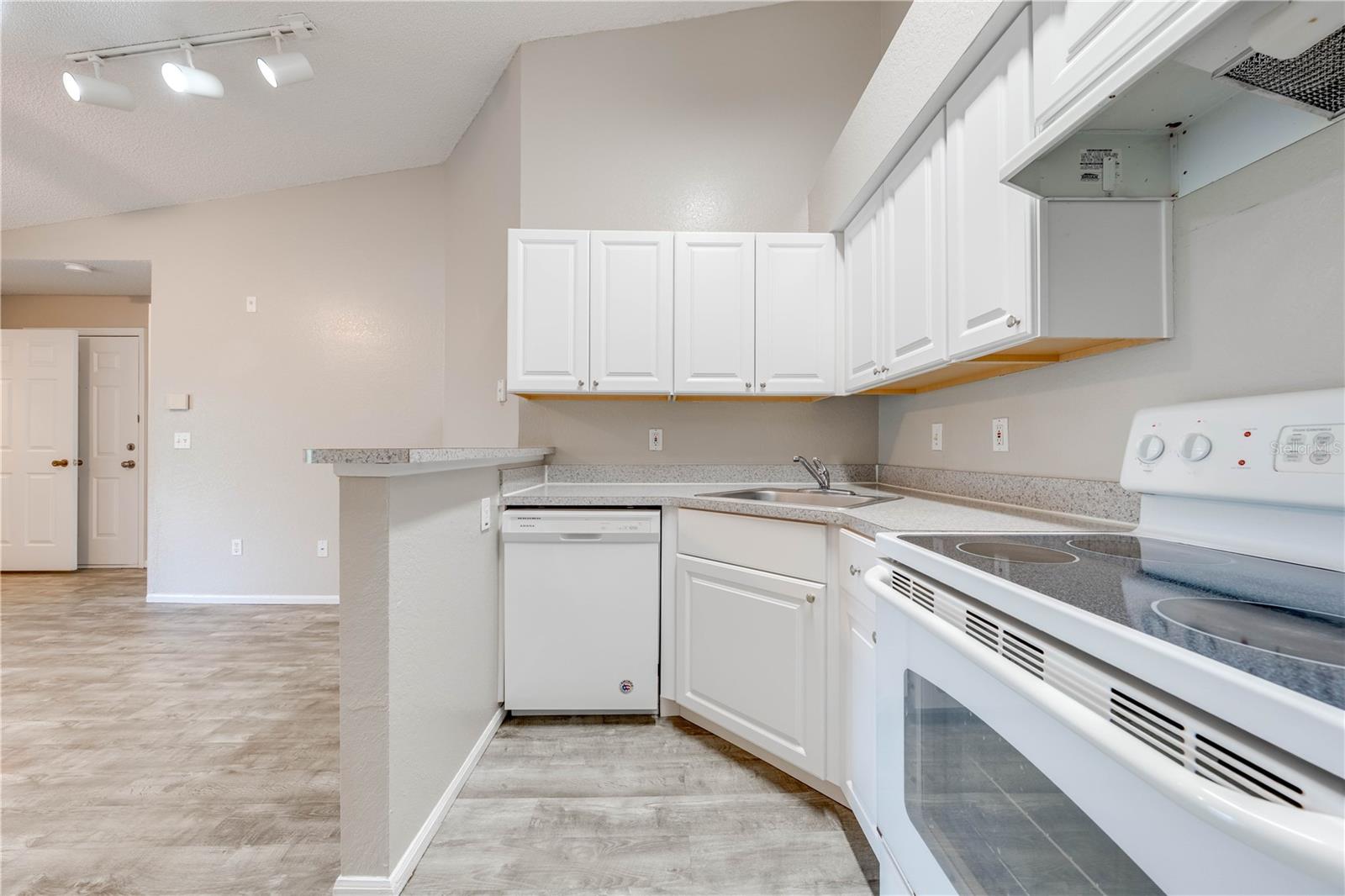2210 Yankee Place, FL