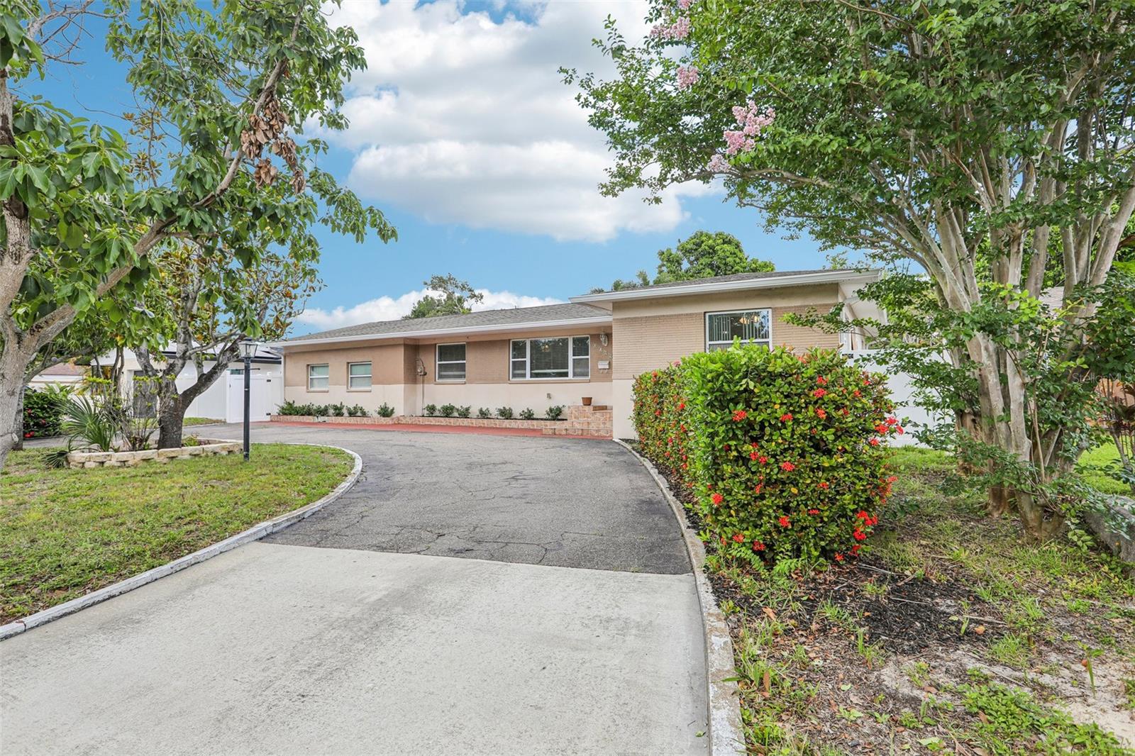 2709 49th Street, FL