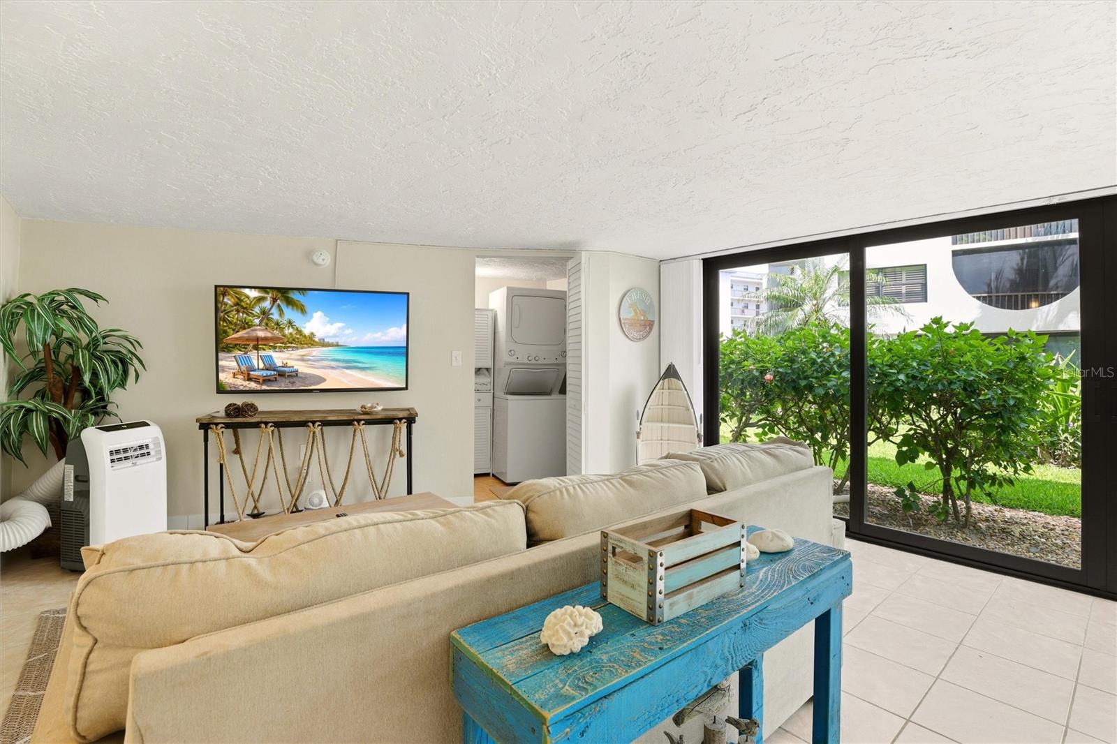 1011 Anglers Cove, FL