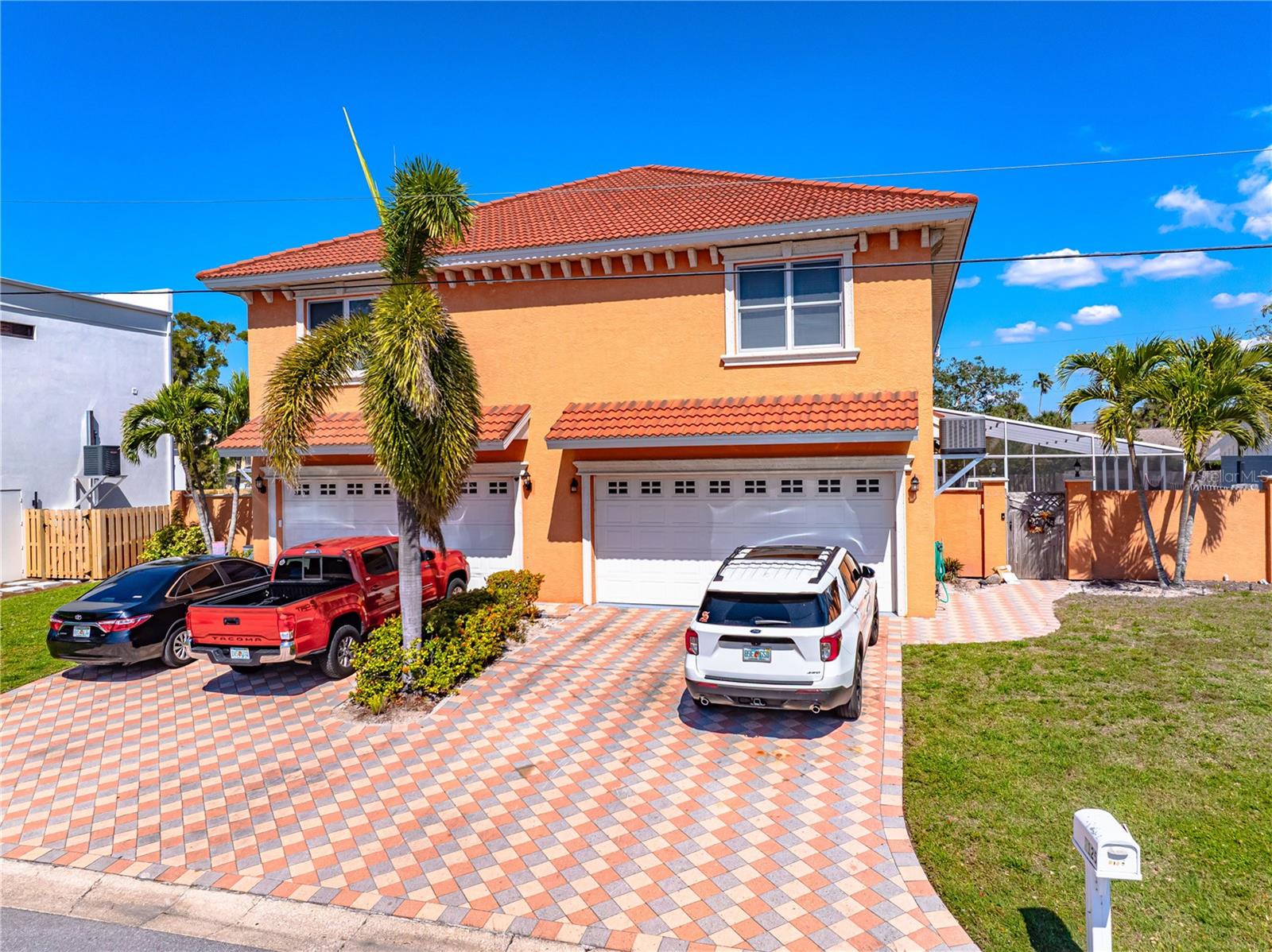 2119 & 2125 Montclair Drive, FL